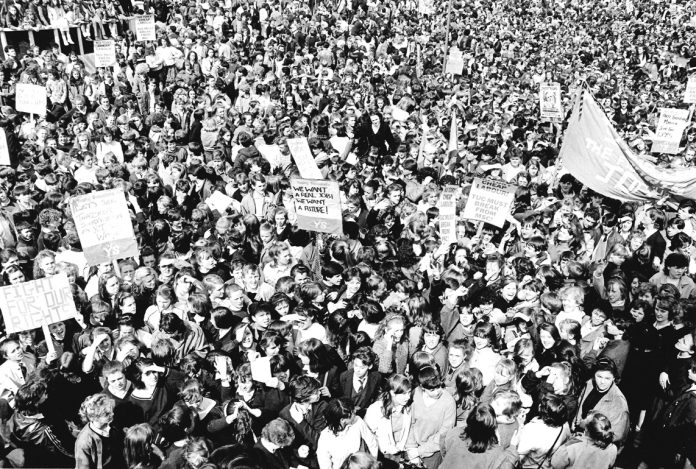 1985 school students strike in Liverpool. Photo: Dave Sinclair
