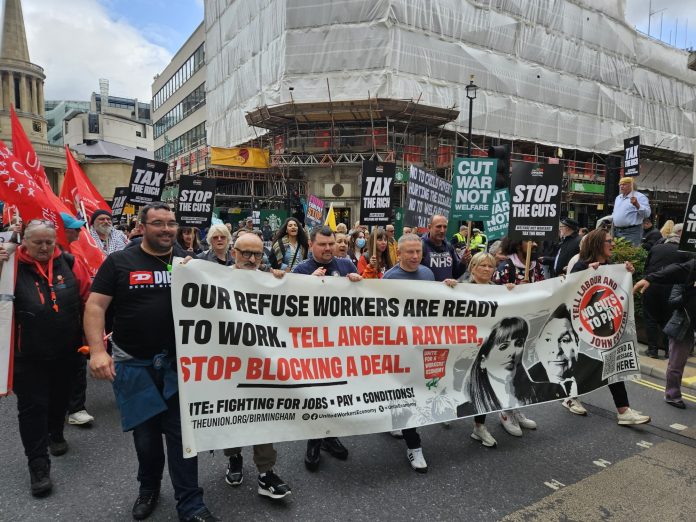 2025 - Mark Best Unite bin workers in Birmingham are fighting tooth and nail against a brutal Labour council. The attempts to fire and rehire workers with some taking an £8,000 a year pay cut led to Unite the union conference voting to examine the union's affiliation to the Labour Party