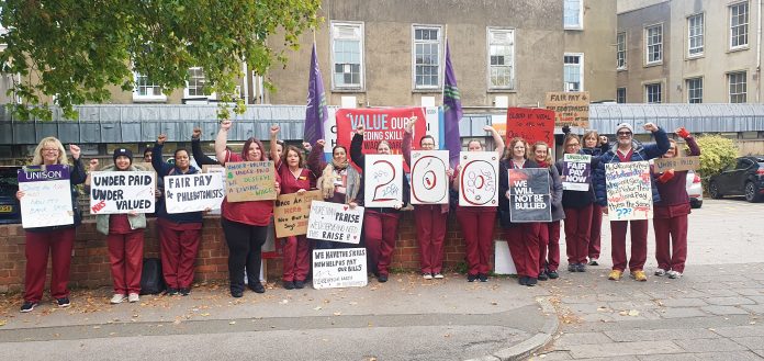 Chris M 200 days Phlebotomists strike Photo: Chris Moore