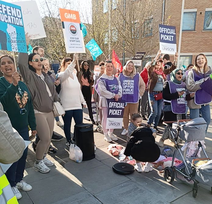 St Lukes Tower Hamlets support staff Hugo School support staff in different unions fighting together, in Tower Hamlets Photo: Hugo Pierre