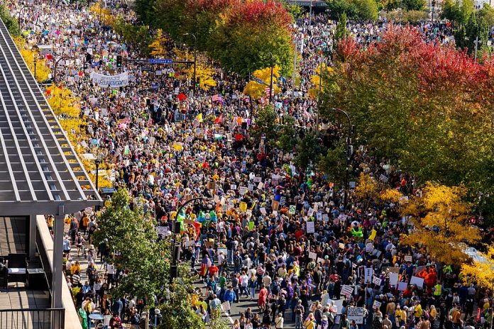 Thousands_join_No_Kings_protest_in_Downtown_Minneapolis Protesters in downtown Minneapolis Photo: Chad Davis/CC