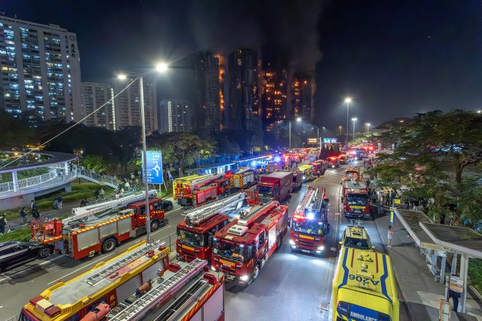 Wang_Fuk_Court_-_No.5_Alarm Hong Kong fire Photo: Samson NG D201/CC