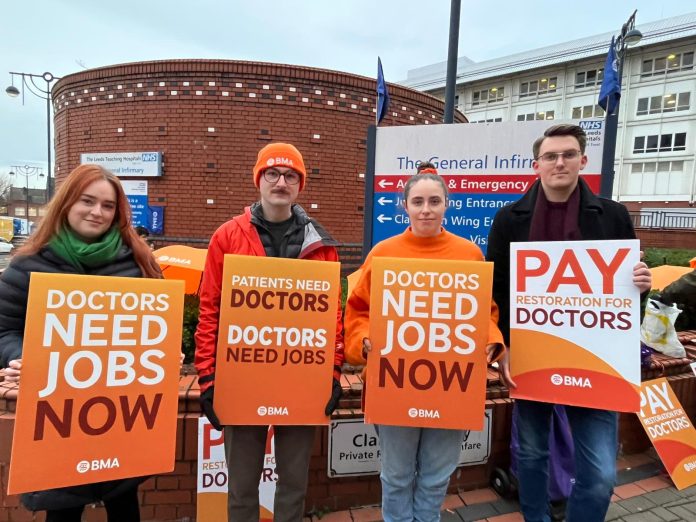 Resident doctors striking in Leeds Photo: Leeds SP