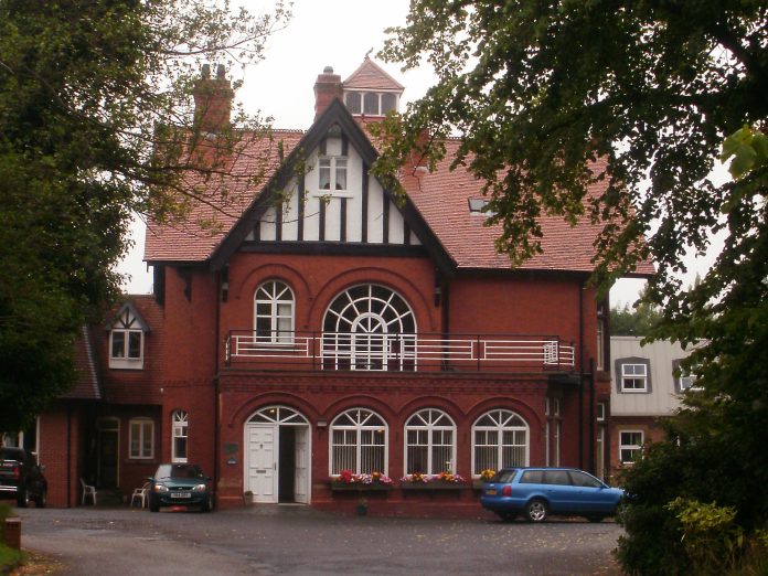 Nursing home in Poulton-le-Fylde, Lancashire Photo: Belovedfreak/CC