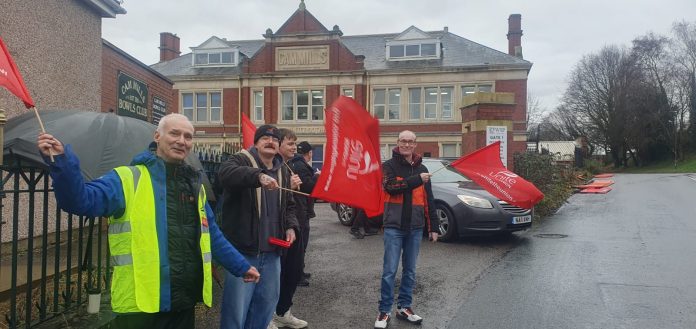 Gloucestershire textile workers strike