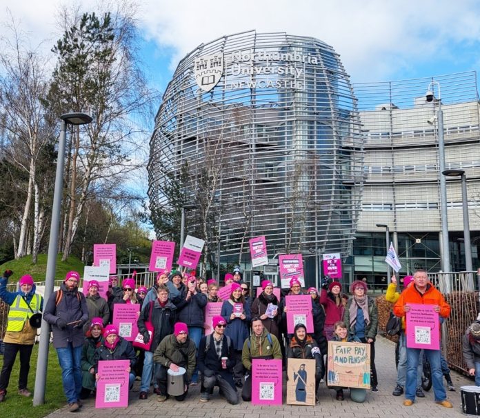 Northumbria uni strike Photo: Elaine Brunskill