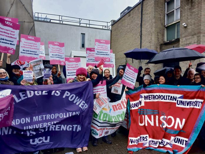strikers at London Met uni Photo: London SP