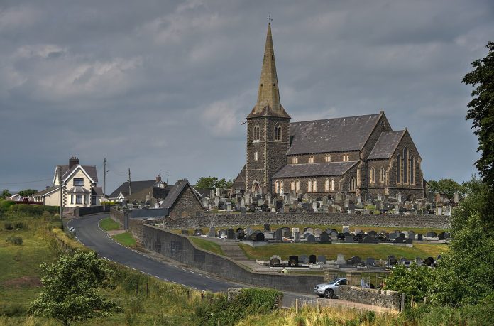 Drumcree Church, one of the flashpoints of the conflict. The Catholic area is behing the camera Photo: August Schwerdfeger/CC