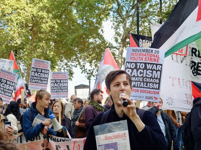 Socialist Students protesting Photo Nick Clare