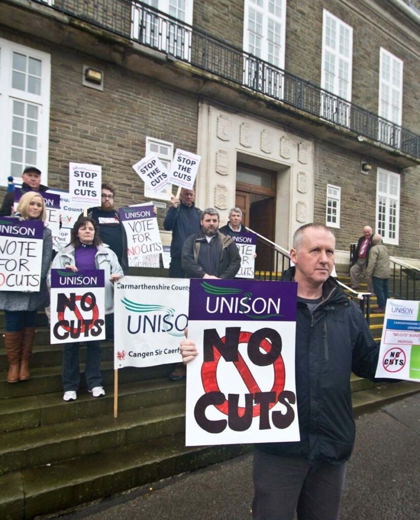 Camarthen lobby of council, 19.2.14, credit: Les Woodward (uploaded 21/02/2014)