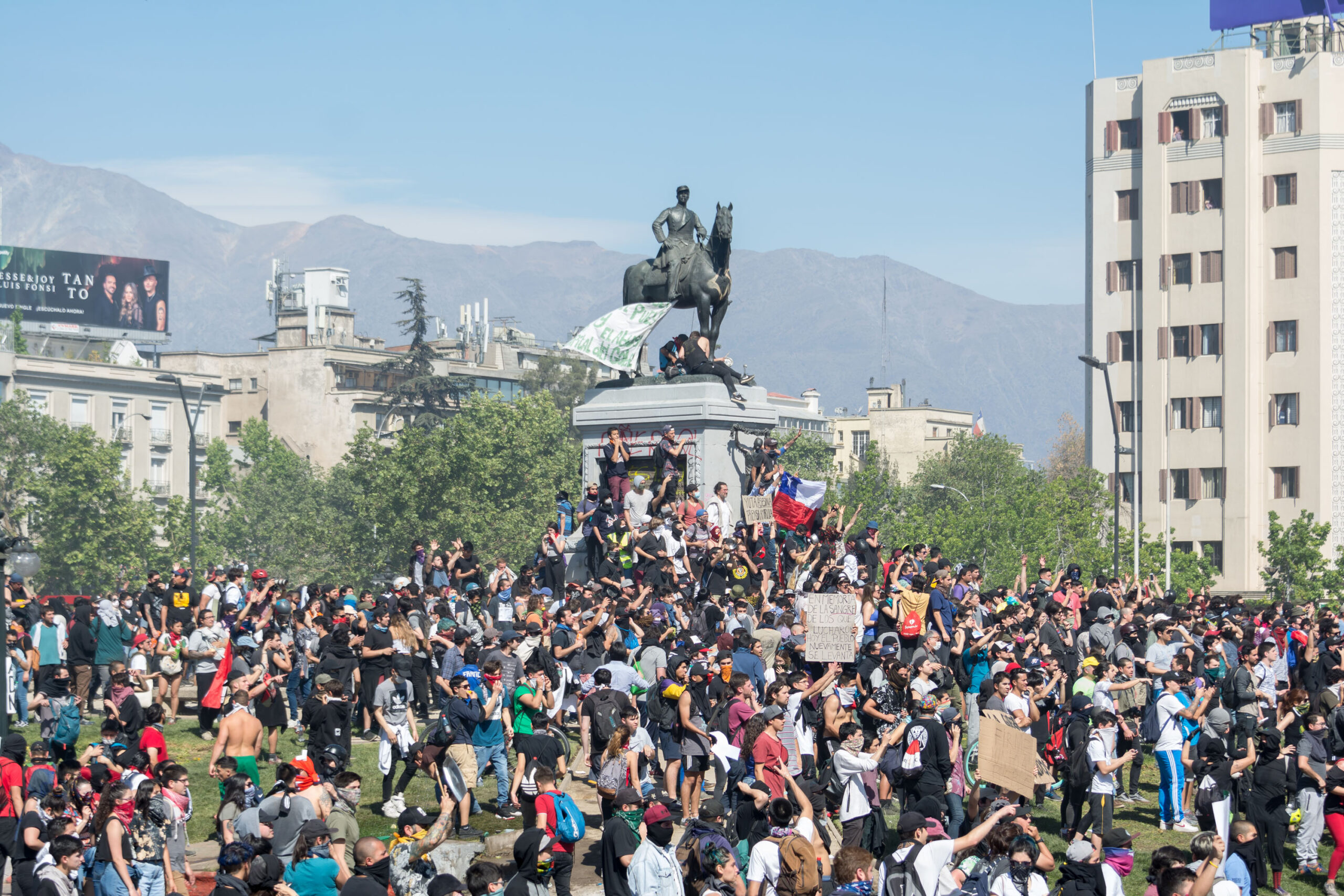 Boric has dashed the expectations of the 2019 protest movement, photo Carlos Figueroa/CC