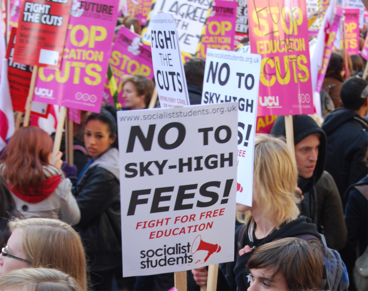 NUS student and UCU demonstration against cuts and tuition fees, credit: SP