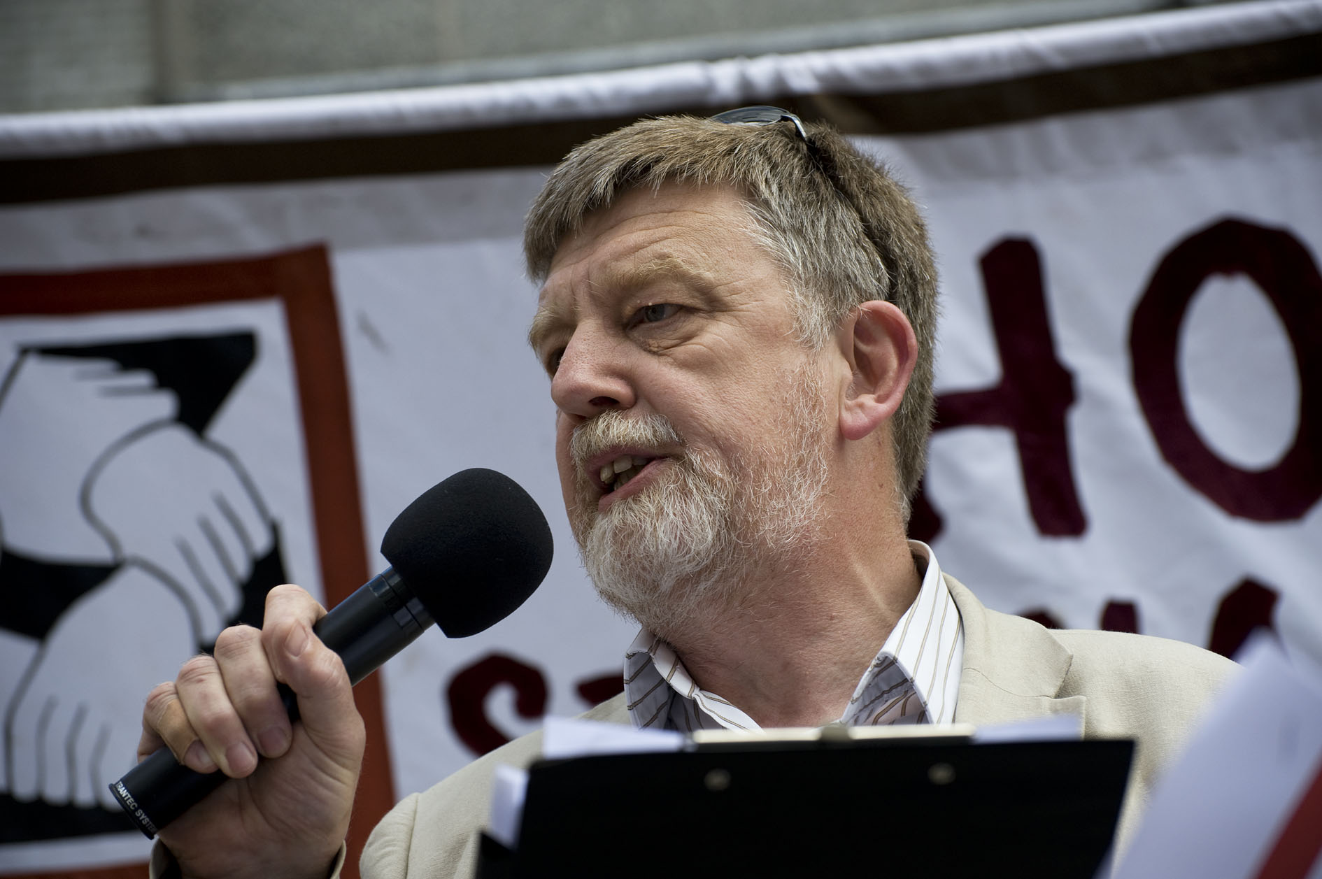 Dave Nellist addressing a National Shop Stewards Network demonstration to lobby of the TUC. credit: Paul Mattsson
